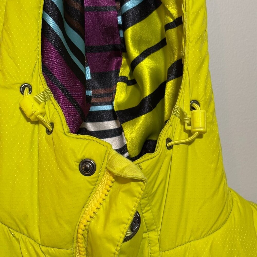 Burton Women's Hooded Puffer Vest – Bright Yellow Winter Layer‎ - Picture 15 of 16